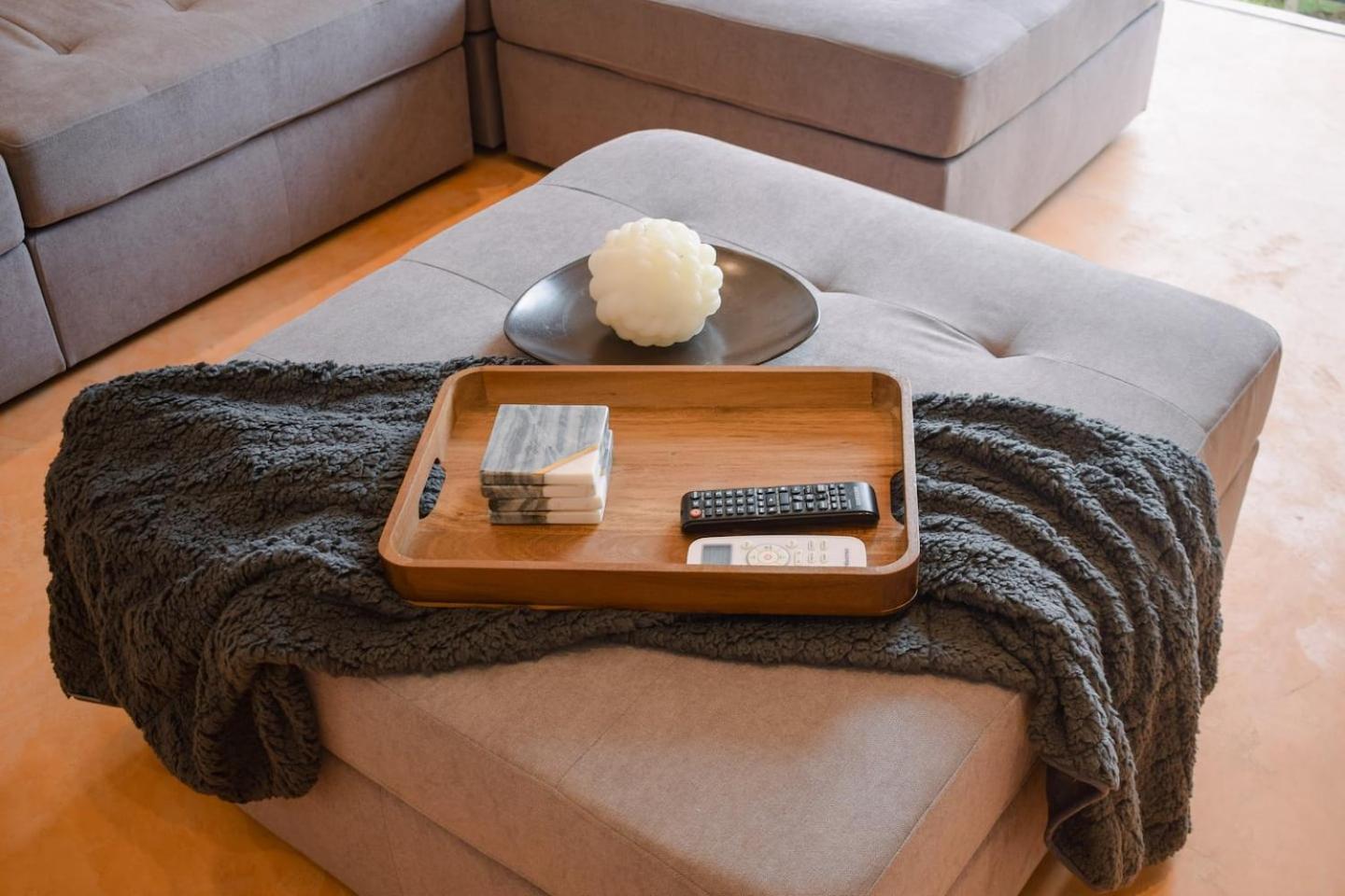 Location - Spacious And Fancy Apartment